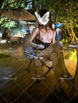 性感良家尤物人妻『ALY』5p成就達成啦，同時面對四根肉棒一起興奮到不知道先從哪個開始，一直求著各位爸爸操我