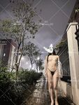 性感良家尤物人妻『ALY』5p成就達成啦，同時面對四根肉棒一起興奮到不知道先從哪個開始，一直求著各位爸爸操我