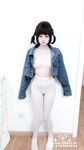 대조되는 작은 암캐는 얼굴을 드러내고 "부진"합니다. 그녀는 야외에서 주인의 아버지에게 관장을 당하고 작은 항문을 들어 올려 분출합니다! 훈련을 위해 야생에 노출되어 오줌을 누는 재미는 긴장감 있고 흥미 진진합니다.