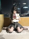 顏值露臉福利女神『優米』第一次在外面尿尿 好像被路過的人看到了 好丟人嗚嗚，不小心又高潮了~