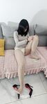 2024年【重磅核弹】20岁女大学生【奶妮】VIP福利，邻家小妹被大叔干，娇嫩苗条，呻吟声好动听还听话