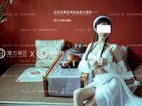 [심야 프로젝트] 최고의 모델 [리완지] - 릴리 사이가오의 망상적인 흰색과 녹색 뱀