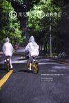 【深夜企划】极品模特【理万姬】-雨夜小黄车真空骑行雪白娇躯美臀翘乳嫩穴一览无余