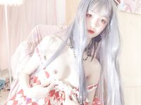 Phúc lợi cho otakus, cô gái trẻ ngây thơ gầy gò hổ trắng [Yuanye Xiaonian] trên Twitter được chụp ảnh riêng tư miễn phí, khuôn mặt trong bộ đồng phục giống với Ziwei, biểu cảm của cô ấy rất nhạy cảm và tôi không thể chịu đựng được