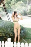 Mới nhất vào tháng 10 năm 2024, Xiuren.com là một người đẹp ngực khủng [lingyu69] quy mô lớn, vẻ đẹp gợi cảm đang chơi đùa dưới nước ngoài trời, phong cảnh đẹp như một bức tranh nổi tiếng