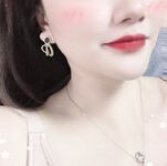 最新10月无水福利！推特反差母畜人妻【荡妇馨儿】大尺度视图，露出吃鸡舔蛋吸精样样通