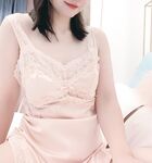 最新10月无水福利！推特反差母畜人妻【荡妇馨儿】大尺度视图，露出吃鸡舔蛋吸精样样通