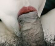 最新10月无水福利！推特反差母畜人妻【荡妇馨儿】大尺度视图，露出吃鸡舔蛋吸精样样通
