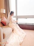 【兔兔_秀禾_tu521125】婚纱内射，男厕口爆，放尿，制服，露出，反差婊，双飞