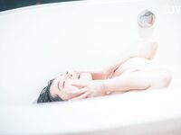 Jie Mi - Bạn gái du lịch hàng ngày vui vẻ