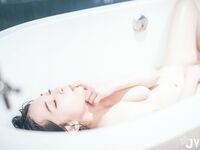 Jie Mi - Bạn gái du lịch hàng ngày vui vẻ
