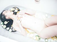 Jie Mi - Bạn gái du lịch hàng ngày vui vẻ