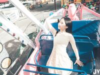 Jie Mi - Bạn gái du lịch hàng ngày vui vẻ