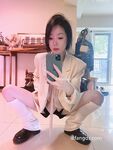 안경을 보여주는 아내@彤彤好