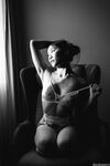 태국 중국인 여성모델 "페리" 대규모 일상 생활 모습이 사적인 BDSM 남녀가 모두 사적으로 먹는 모습을 많이 보여준다