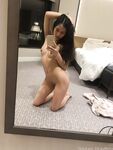 태국 중국인 여성모델 "페리" 대규모 일상 생활 모습이 사적인 BDSM 남녀가 모두 사적으로 먹는 모습을 많이 보여준다
