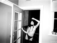태국 중국인 여성모델 "페리" 대규모 일상 생활 모습이 사적인 BDSM 남녀가 모두 사적으로 먹는 모습을 많이 보여준다