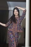 태국 중국인 여성모델 "페리" 대규모 일상 생활 모습이 사적인 BDSM 남녀가 모두 사적으로 먹는 모습을 많이 보여준다