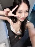 태국 중국인 여성모델 "페리" 대규모 일상 생활 모습이 사적인 BDSM 남녀가 모두 사적으로 먹는 모습을 많이 보여준다