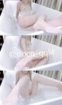 화이트 타이거 핑크 홀 로리 폭스 본 moon_qqm이 야외에서 하얀 주스를 자위하며 겁쟁이를 노출시킨다