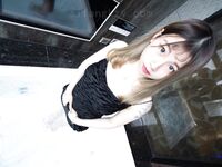 【2025年新流】，推特八字大奶，露臉反差婊【Emma18Y】付費劇情福利，女鄰居失戀酒醉街邊，被路人撿屍