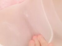 -海角女色狼『雅雅想睡亲哥』钻石贴合集，女追男隔层纱爆操失禁白浆流一床，淫荡的小逼逼被哥哥操喷了一床的尿