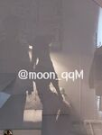 白虎粉穴萝莉『狐骨moon_qqM』户外露出超嫩小穴自慰出白浆，肥嫩一线天白虎嫩B渴望被大鸡巴爸爸操