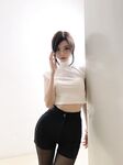 Jalang kontras bernilai tinggi terbaik Douyin Chen Nini, susuk tubuh sempurna, kaki panjang, stoking hitam, kasut tumit tinggi kecil, koleksi pemandangan
