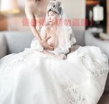 Hot contrast sexy beauty "Tutu" at ang kanyang mga girlfriends VIP group Xiuhe group wedding dress face oral sex, magandang sexy wedding bride super contrast full version welfare ①