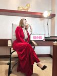 Hot contrast sexy beauty "Tutu" at ang kanyang mga girlfriends VIP group Xiuhe group wedding dress face oral sex, magandang sexy wedding bride super contrast full version welfare ①