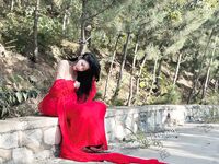 Hot contrast sexy beauty "Tutu" at ang kanyang mga girlfriends VIP group Xiuhe group wedding dress face oral sex, magandang sexy wedding bride super contrast full version welfare ①