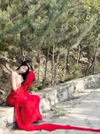 Hot contrast sexy beauty "Tutu" at ang kanyang mga girlfriends VIP group Xiuhe group wedding dress face oral sex, magandang sexy wedding bride super contrast full version welfare ①