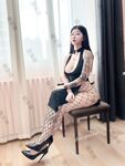 Hot contrast sexy beauty "Tutu" at ang kanyang mga girlfriends VIP group Xiuhe group wedding dress face oral sex, magandang sexy wedding bride super contrast full version welfare ①