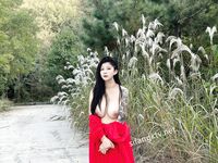 Hot contrast sexy beauty "Tutu" at ang kanyang mga girlfriends VIP group Xiuhe group wedding dress face oral sex, magandang sexy wedding bride super contrast full version welfare ①