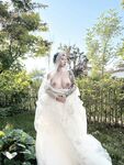 Hot contrast sexy beauty "Tutu" at ang kanyang mga girlfriends VIP group Xiuhe group wedding dress face oral sex, magandang sexy wedding bride super contrast full version welfare ①