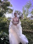 Hot contrast sexy beauty "Tutu" at ang kanyang mga girlfriends VIP group Xiuhe group wedding dress face oral sex, magandang sexy wedding bride super contrast full version welfare ①