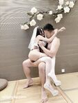 Hot contrast sexy beauty "Tutu" at ang kanyang mga girlfriends VIP group Xiuhe group wedding dress face oral sex, magandang sexy wedding bride super contrast full version welfare ①