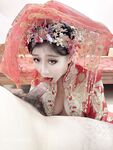 Hot contrast sexy beauty "Tutu" at ang kanyang mga girlfriends VIP group Xiuhe group wedding dress face oral sex, magandang sexy wedding bride super contrast full version welfare ①