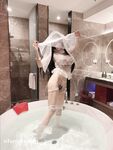 Hot contrast sexy beauty "Tutu" at ang kanyang mga girlfriends VIP group Xiuhe group wedding dress face oral sex, magandang sexy wedding bride super contrast full version welfare ①