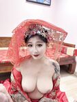 Hot contrast sexy beauty "Tutu" at ang kanyang mga girlfriends VIP group Xiuhe group wedding dress face oral sex, magandang sexy wedding bride super contrast full version welfare ①
