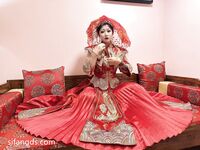 Hot contrast sexy beauty "Tutu" at ang kanyang mga girlfriends VIP group Xiuhe group wedding dress face oral sex, magandang sexy wedding bride super contrast full version welfare ①