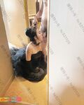 Hot contrast sexy beauty "Tutu" at ang kanyang mga girlfriends VIP group Xiuhe group wedding dress face oral sex, beautiful sexy wedding bride super contrast full version welfare ③ Xiuhe
