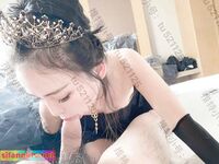 Hot contrast sexy beauty "Tutu" at ang kanyang mga girlfriends VIP group Xiuhe group wedding dress face oral sex, beautiful sexy wedding bride super contrast full version welfare ③ Xiuhe