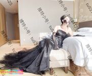 Hot contrast sexy beauty "Tutu" at ang kanyang mga girlfriends VIP group Xiuhe group wedding dress face oral sex, beautiful sexy wedding bride super contrast full version welfare ③ Xiuhe