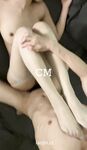 2025年2月最新流出，推特约炮大神【mr__polarbear】，3P双飞女女玩的起飞，学生妹。娇小玲珑，抱起来又操又打屁股