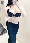 漫画身材颜值巨乳【猪小七】260万粉博主,奶比头还大，人间极品尤物