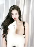 漫画身材颜值巨乳【猪小七】260万粉博主,奶比头还大，人间极品尤物