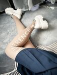 抖音B站双视主播，刷礼物才能看到的福利，嫩穴在透明椅子上随着蜜臀的摆动左拉右扯