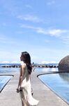 Weibo pelajar Kanada Li Tianyi: Auntie Li Tian, perempuan jalang yang cantik dengan senyuman manis, sedang bersetubuh dengan teman lelakinya di dalam bilik hotel. Dia melutut di atas lantai menjilat zakarnya, memeluk kaki dan air mani tanpa kondom. Saya t