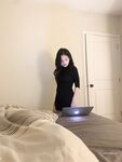 Weibo pelajar Kanada Li Tianyi: Auntie Li Tian, perempuan jalang yang cantik dengan senyuman manis, sedang bersetubuh dengan teman lelakinya di dalam bilik hotel. Dia melutut di atas lantai menjilat zakarnya, memeluk kaki dan air mani tanpa kondom. Saya t